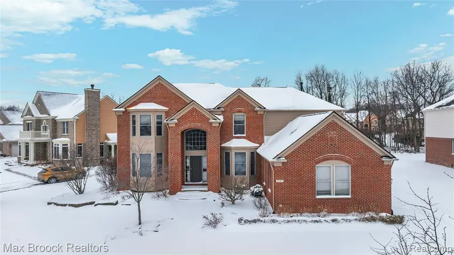 6901 Reed, West Bloomfield, MI  - Image #2