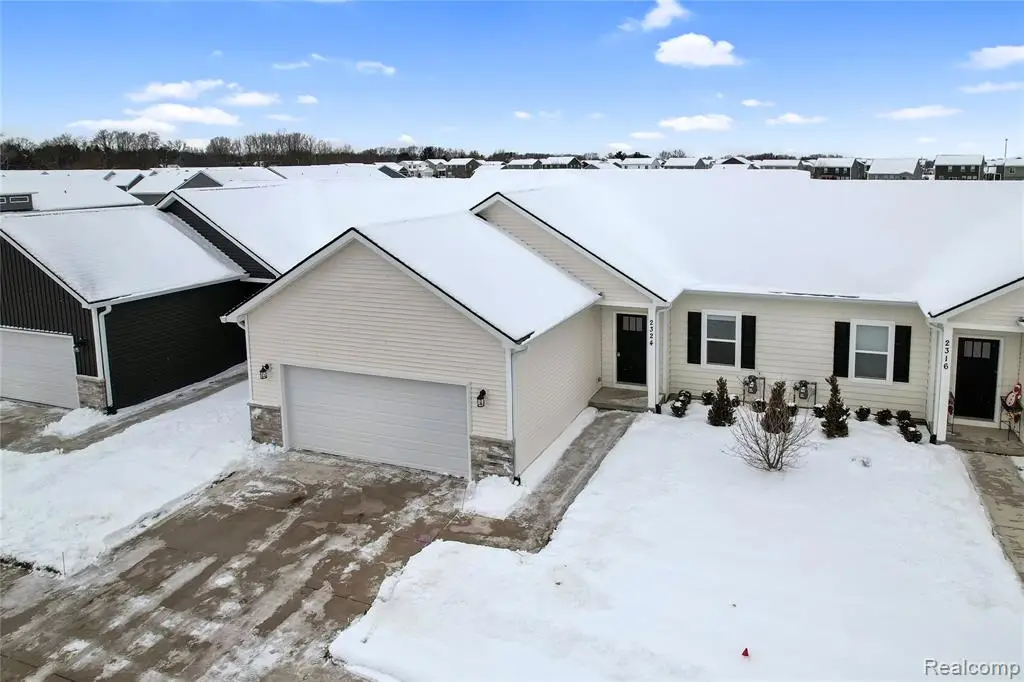 2323 Gilder, Howell, MI 48843 - Image #1