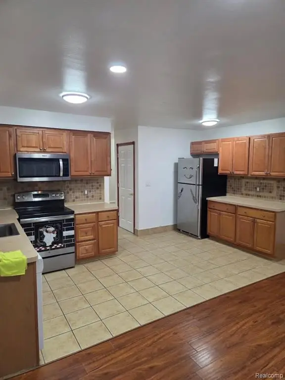 13466 Denver, Sterling Heights, MI  - Image #2