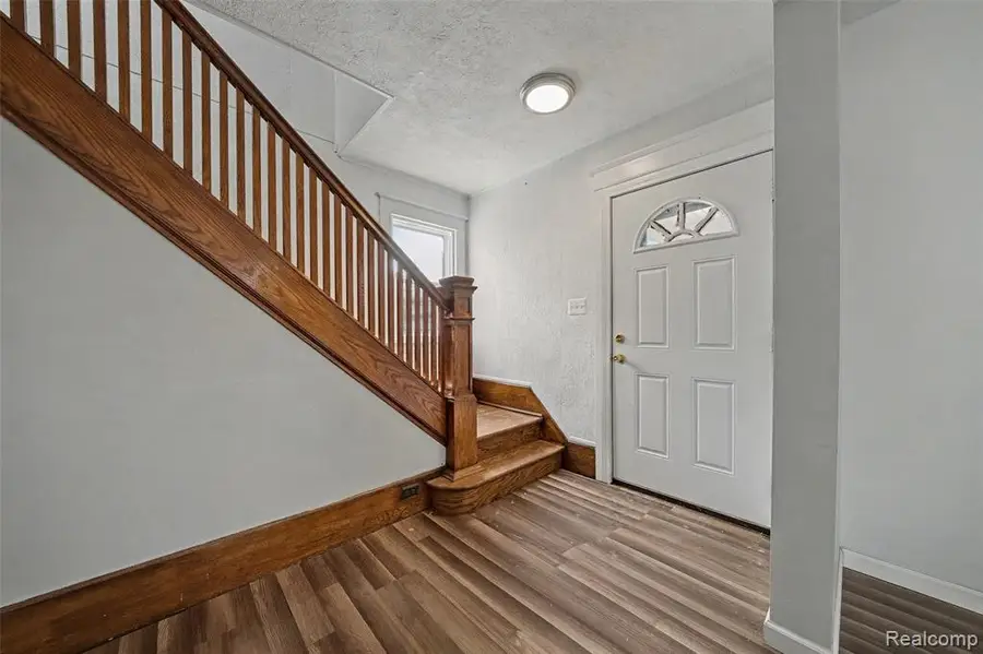 813 S Center, Royal Oak, MI  - #2