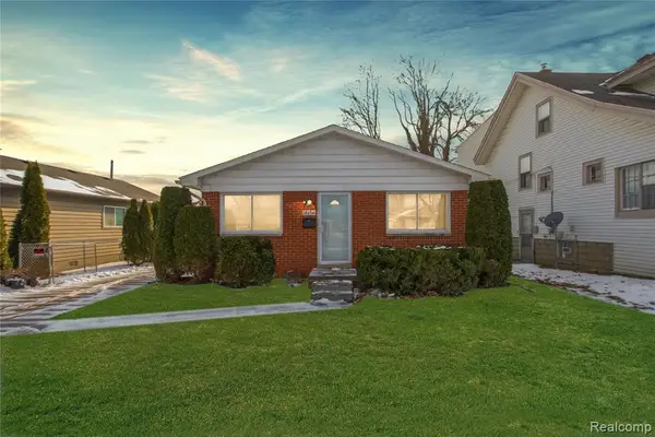 18634 Common, Roseville, MI 