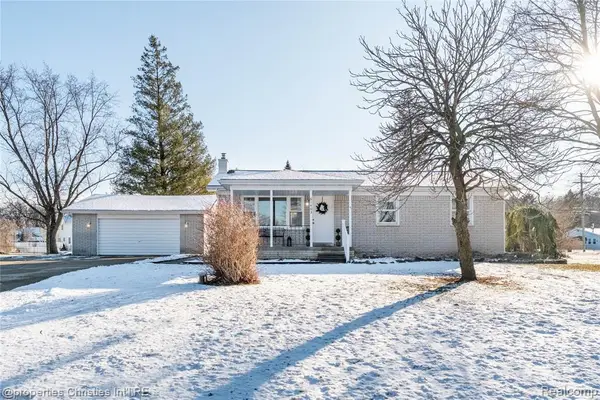 61403 Fairland, South Lyon, MI 