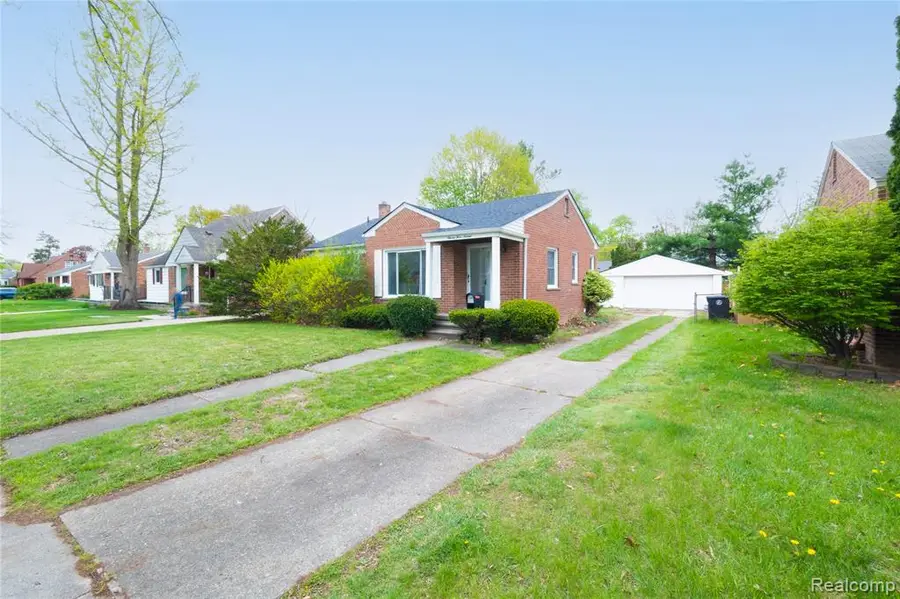 11316 Arcola, Livonia, MI 48150 - #3