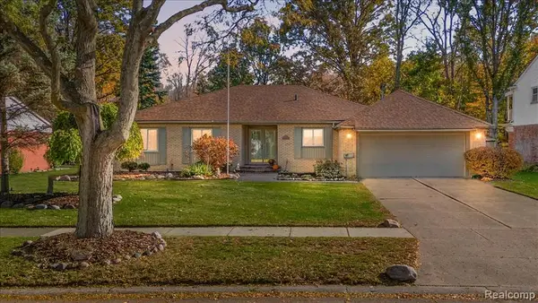 18406 Golfview, Livonia, MI 