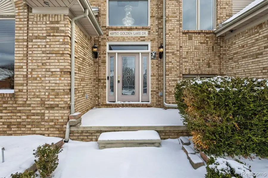 49750 Golden Lake, Shelby Charter Township, MI  - Image #2