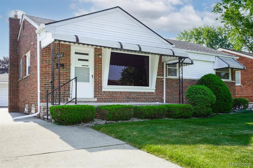 15481 Drake, Southgate, MI  - Image #1