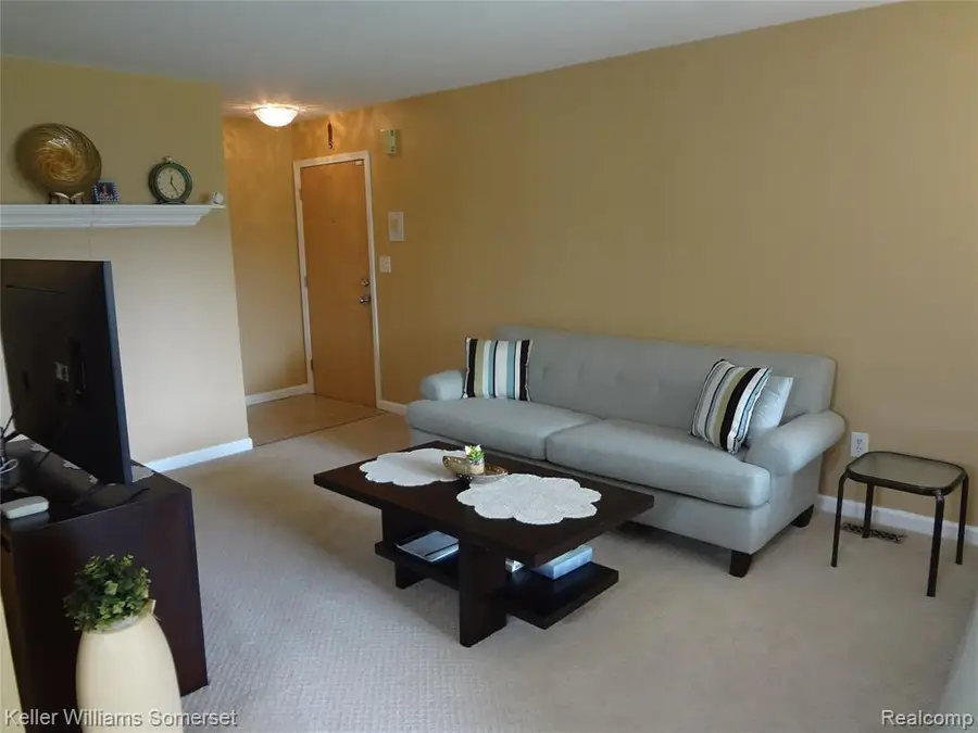 29626 Hoover #626, Warren, MI  - Image #3