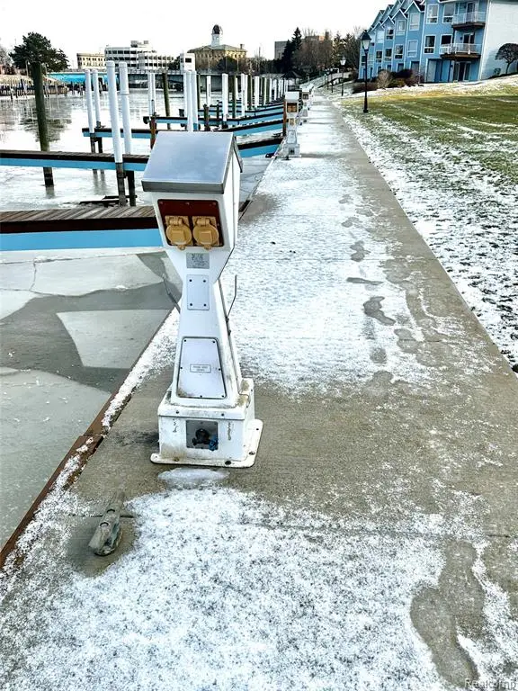 BOAT WELL #5 Boat #5, Port Huron, MI 48060 - Image #2