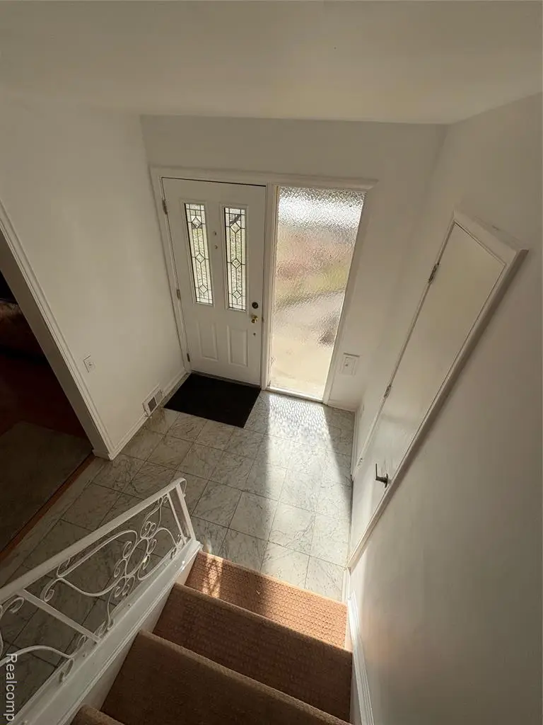 646 Peachtree, Grosse Pointe, MI  - Image #3