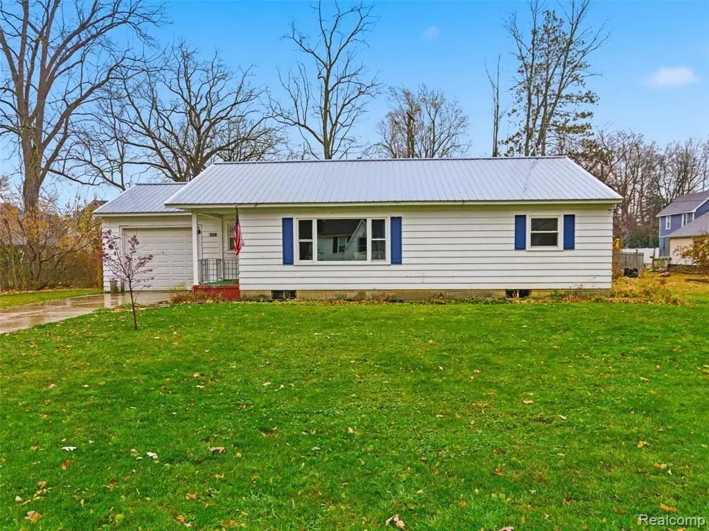 550 Johnson, Almont, MI  - Image #1