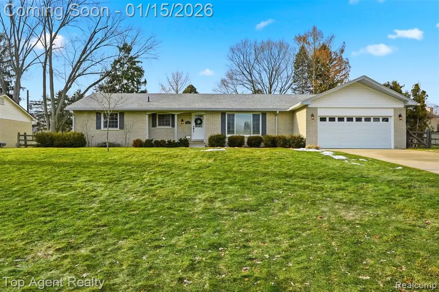 5267 Rostraver, Shelby Charter Township, MI  - Image #3