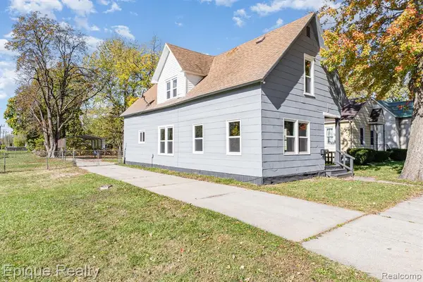 819 Grove, Saginaw, MI 