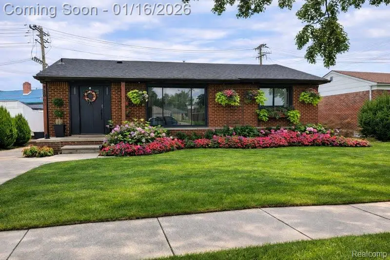 32863 Beacon, Fraser, MI  - Image #1