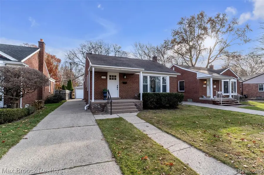 1257 S. Eton, Birmingham, MI 48009 - #2