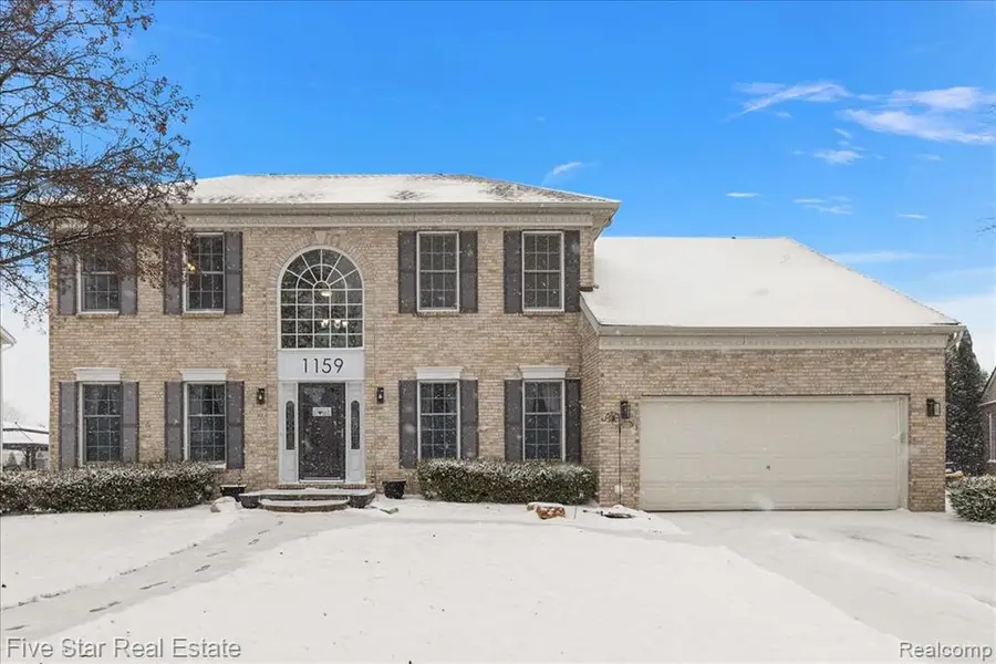 1159 Horseshoe, South Lyon, MI  - #2