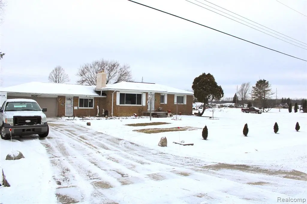 1627 Mcalpine, Mount Morris, MI  - #1