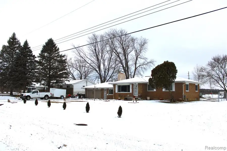 1627 Mcalpine, Mount Morris, MI  - #3