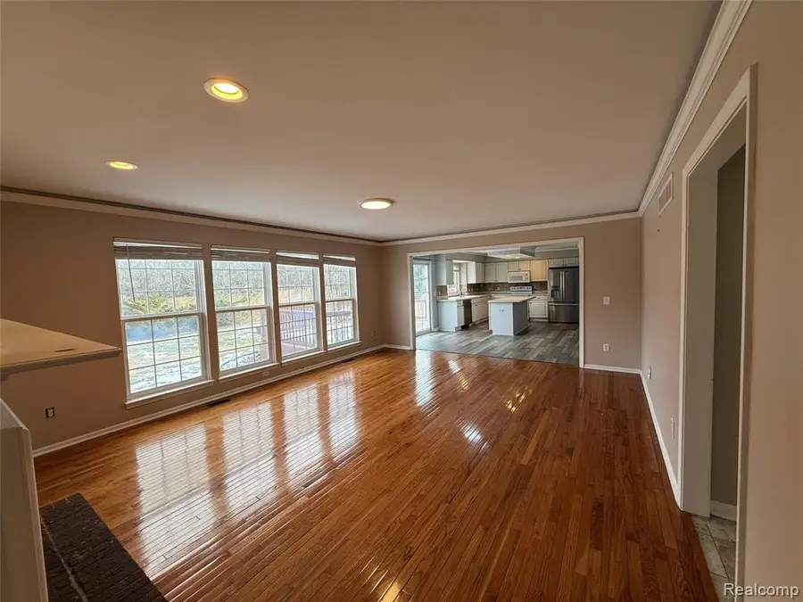 4377 Brighton, Grand Blanc, MI  - Image #3