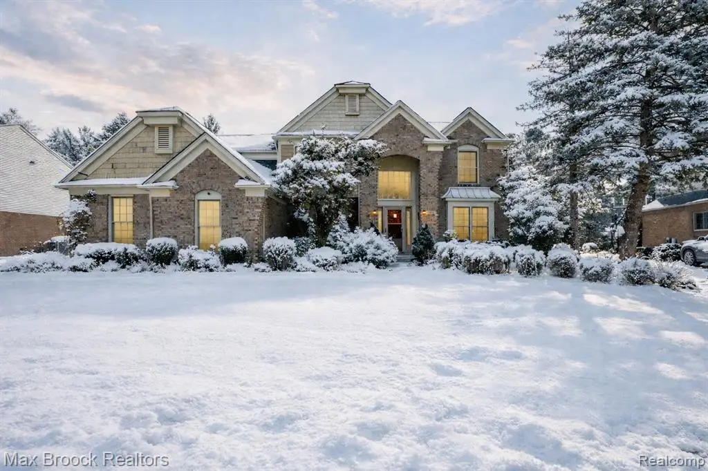 5872 Meadowview, Plymouth, MI  - Image #1