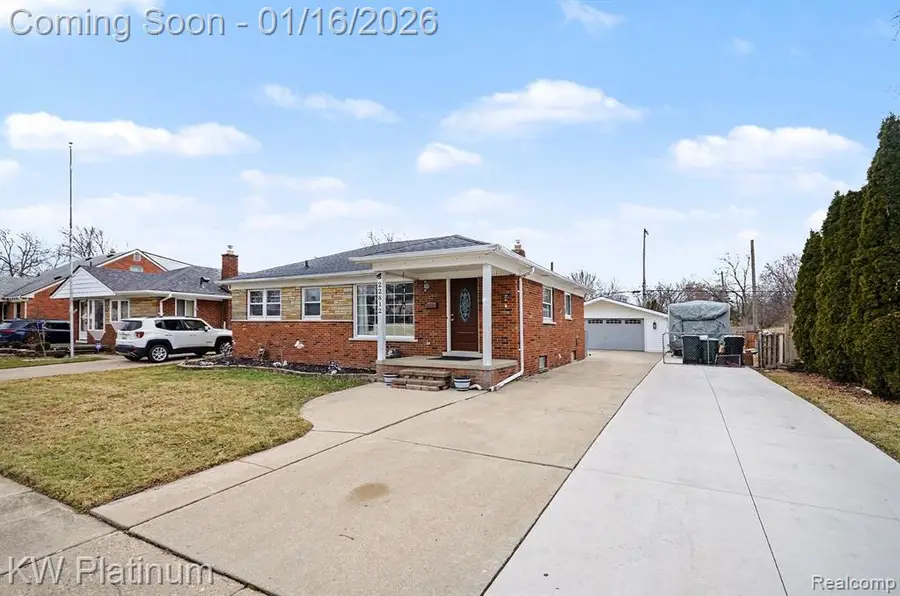 22812 Doremus, Saint Clair Shores, MI  - Image #3