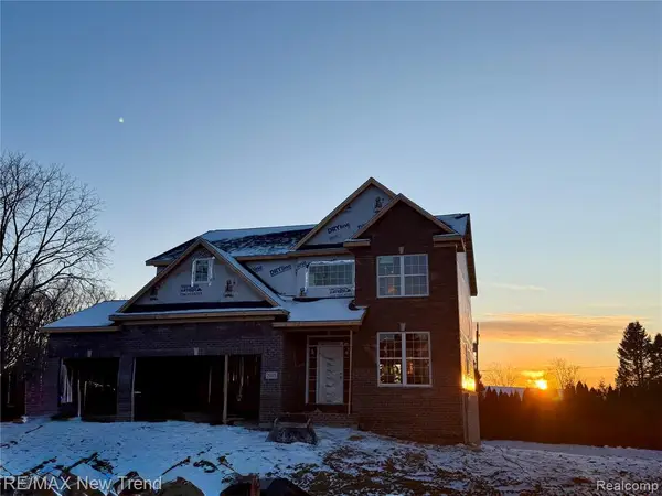 2001 Crested Butte, White Lake, MI 