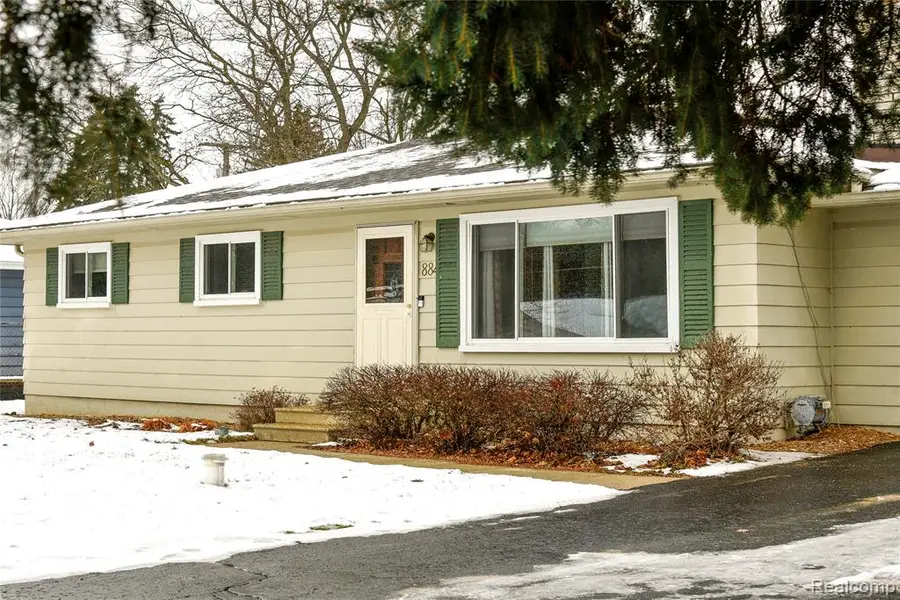 884 Eugene, Oxford, MI  - Image #2