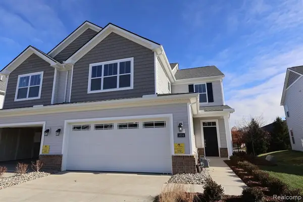 1604 Salt Springs, Saline, MI 48176