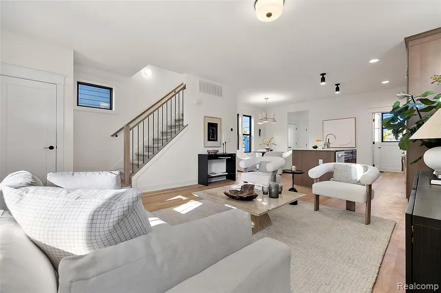 1595 Belvidere, Detroit, MI  - #3