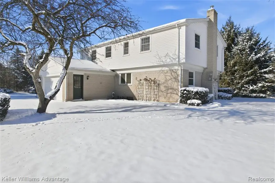 22846 Gilbar, Novi, MI  - Image #3