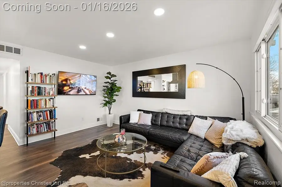 336 Kensington, Ferndale, MI  - Image #3