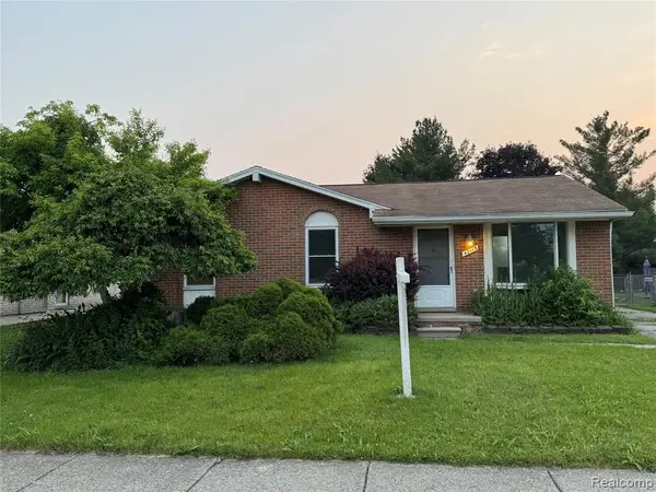 42113 Clayton, Clinton Township, MI 