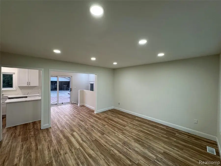 42113 Clayton, Clinton Township, MI  - #2