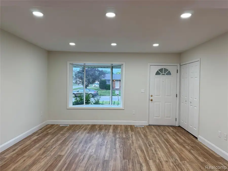 42113 Clayton, Clinton Township, MI  - #3