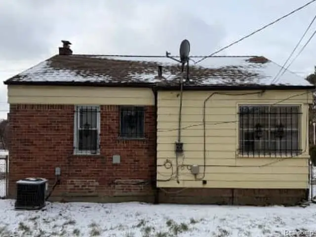 19358 Evergreen, Detroit, MI  - Image #2