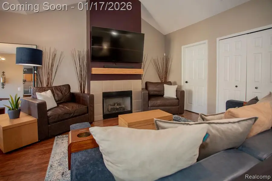 1211 Addington #7, Commerce Township, MI  - Image #2