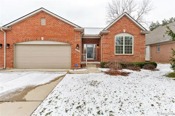 2068 Glenwood #102, Sterling Heights, MI 