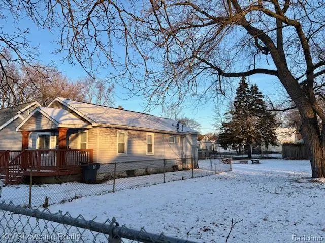 683 E Mansfield, Pontiac, MI  - Image #2