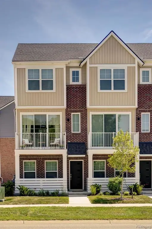 30005 Center #12, New Hudson, MI  - Image #1