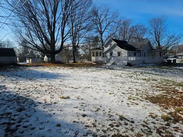 6223 1st, Mayville, MI 