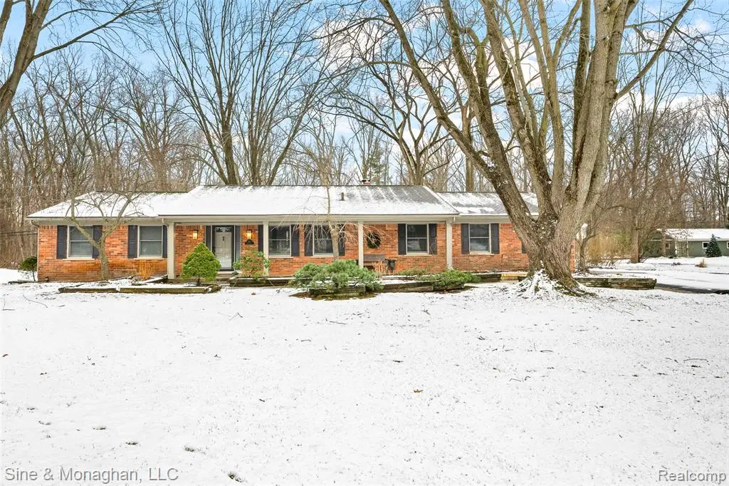 210 Mead, Rochester Hills, MI  - Image #1