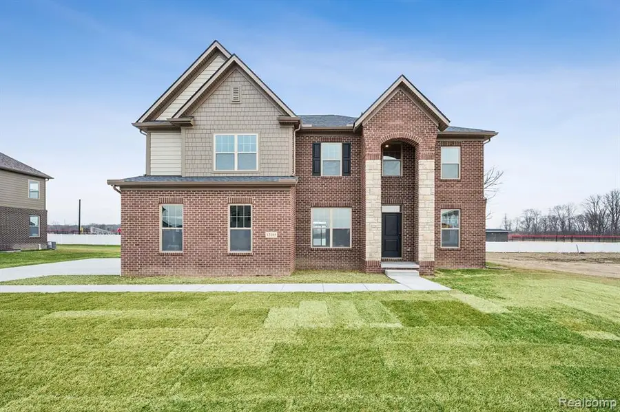 12185 Moore, Washington, MI 48094 - #2