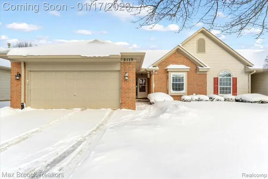 2115 Oakbrook, Commerce Township, MI  - Image #3