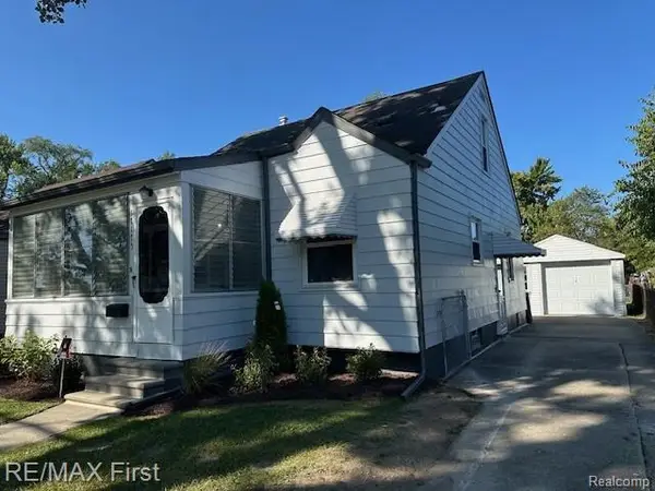 17175 Five Points, Redford, MI 