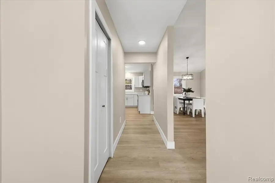 1709 Stirling, Pontiac, MI  - Image #3