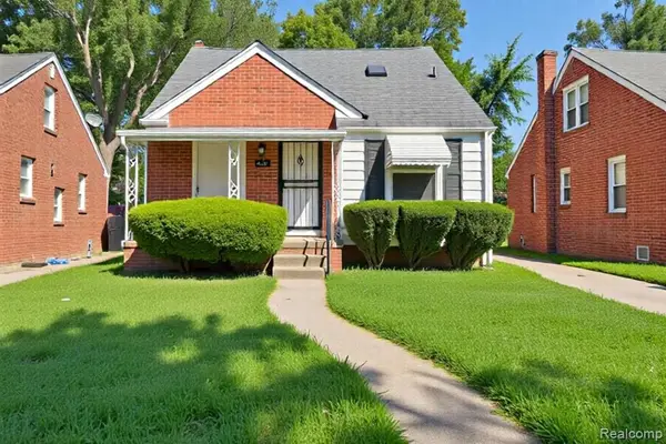 9976 Warwick, Detroit, MI 