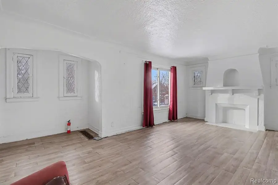 10336 W Point, Detroit, MI 48204 - #3