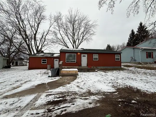 6119 E Bristol, Burton, MI 