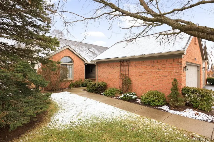 970 Ridge, Brighton, MI  - Image #2