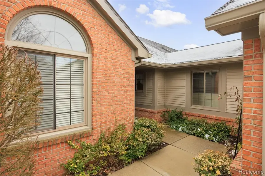 970 Ridge, Brighton, MI  - Image #3