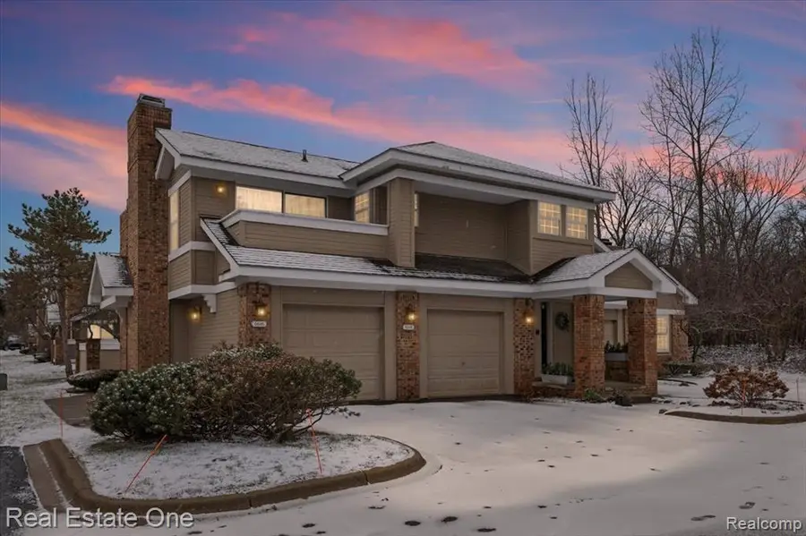 6622 Fieldstone, West Bloomfield, MI  - Image #3